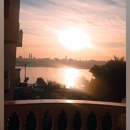 Nile Sunrise Flats Luxor Exterior foto