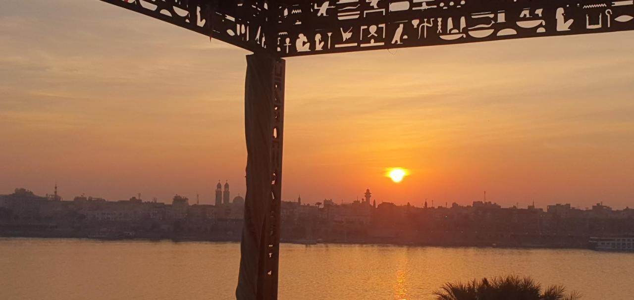 Nile Sunrise Flats Luxor Exterior foto