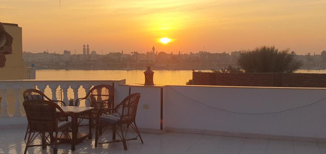 Nile Sunrise Flats Luxor Exterior foto