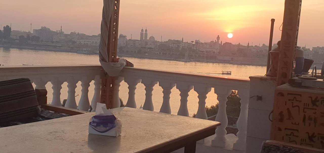 Nile Sunrise Flats Luxor Exterior foto