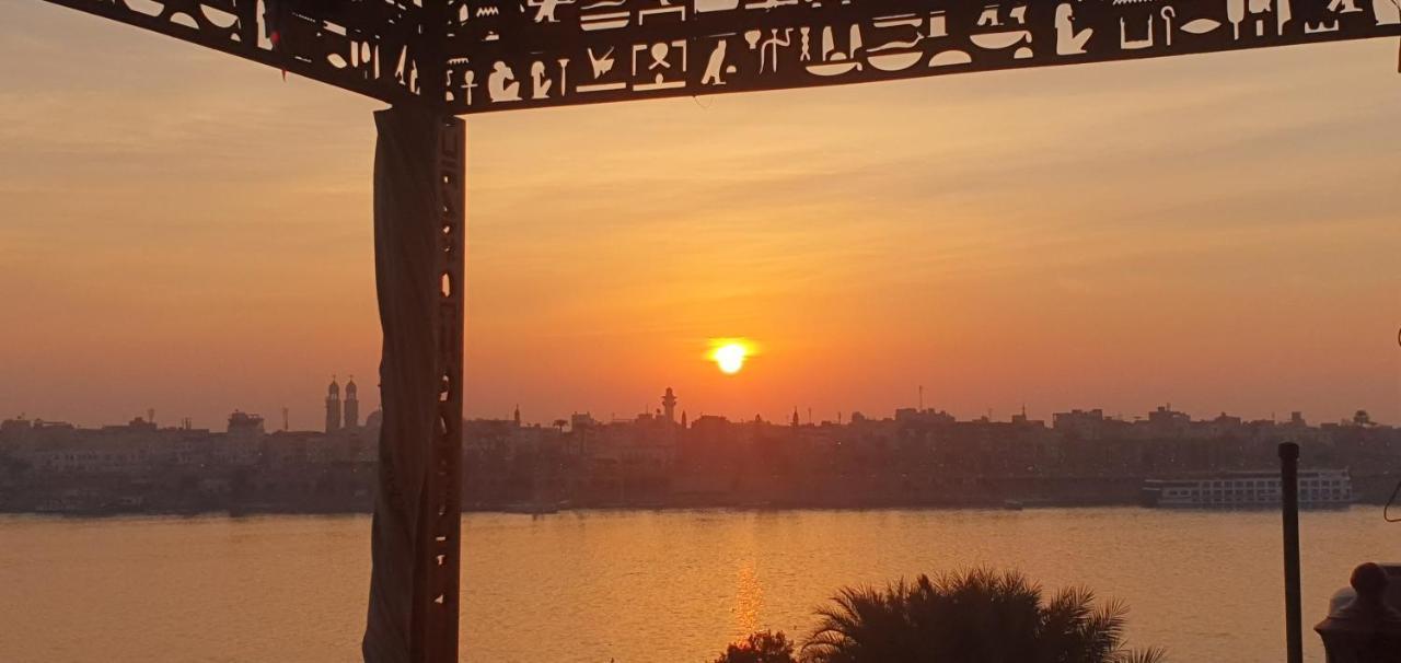 Nile Sunrise Flats Luxor Exterior foto