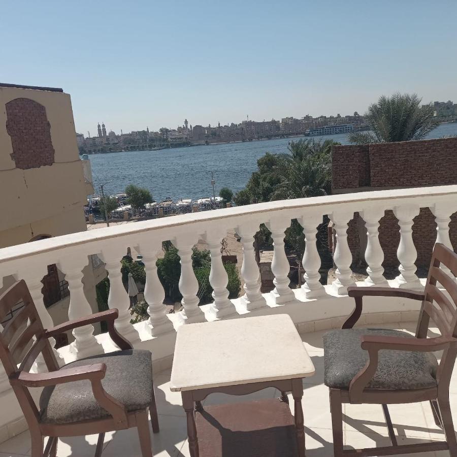 Nile Sunrise Flats Luxor Exterior foto