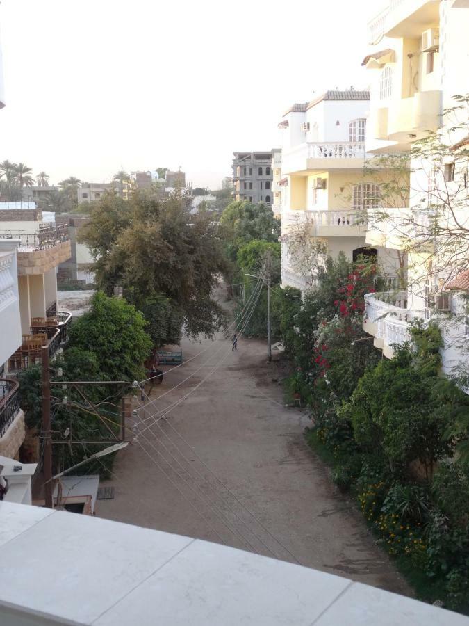 Nile Sunrise Flats Luxor Exterior foto